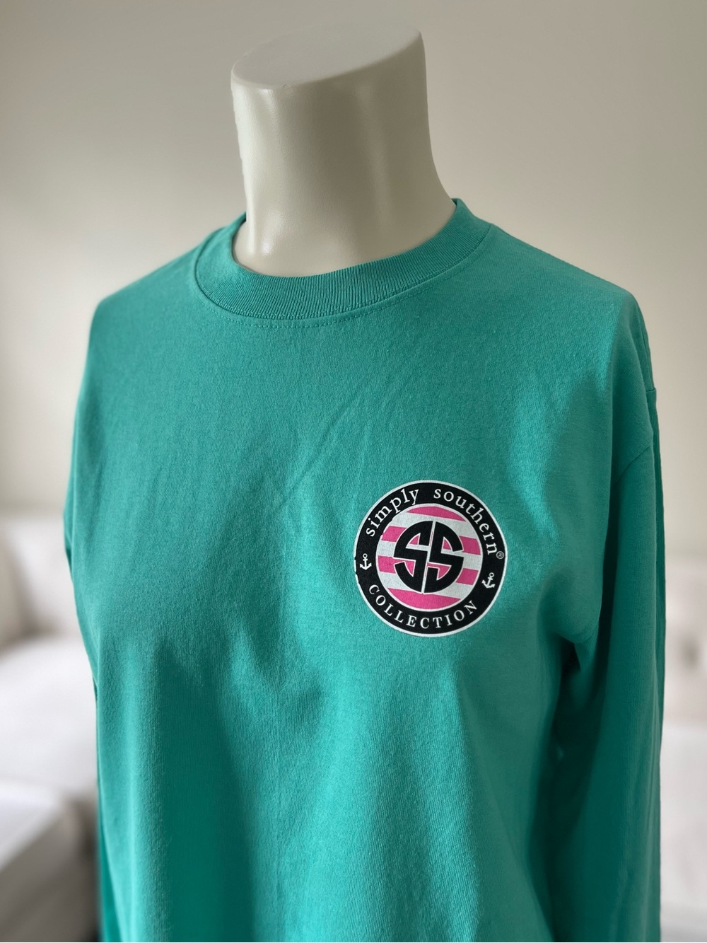 Simply Southern Penguin Winter Graphic Tee Long Sleeve Blue Green Teal Size